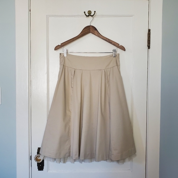 Tristan & Iseut Box-Pleated Skirt – Size 8 – Khaki - Picture 6 of 7